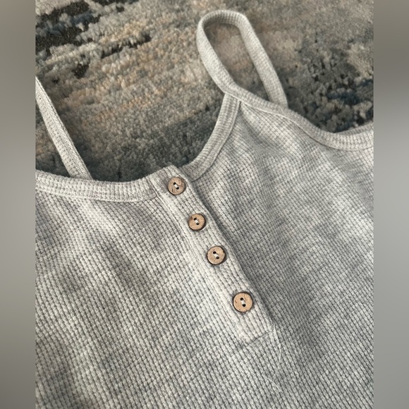 Gray Tank Top / Camisole - Picture 3 of 4